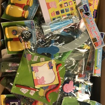 ペッパピッグ おもちゃミックス (100個) - 宝箱補充用リフィル | B2B卸売