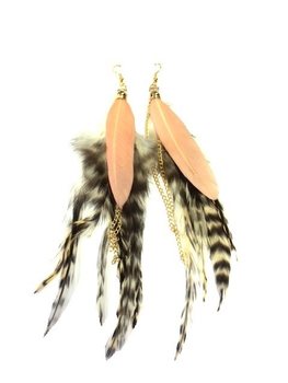 イビザ風 タイガー＆サーモンピンク フェザーピアス (1点)
