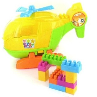 ブロックが詰まった大型ヘリコプターおもちゃ