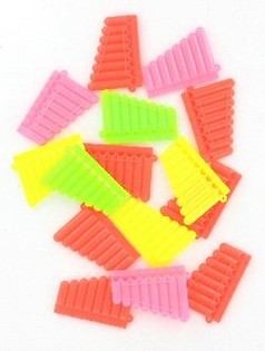 プラスチック つかみ取りホイッスル (98個入)
