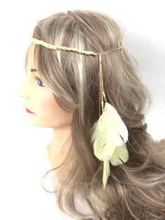 イビザ風 編み込み羽付きヘアバンド - パステルイエロー (1個)