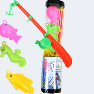 〥〿〷ングゲーム 伸縮釣り竿＆魚3匹セット (12個入)