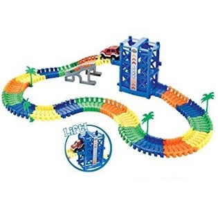暗闇で光る車＆エレベーター付き MAGIC ROAD 拡張レーシングレールセット 136ピース