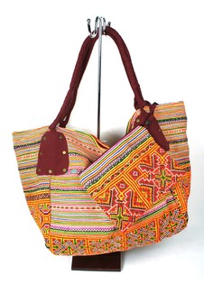 B-Fair ブロカントバッグ 大 レッド - 手刺繍・手織りハンドメイドショルダーバッグ